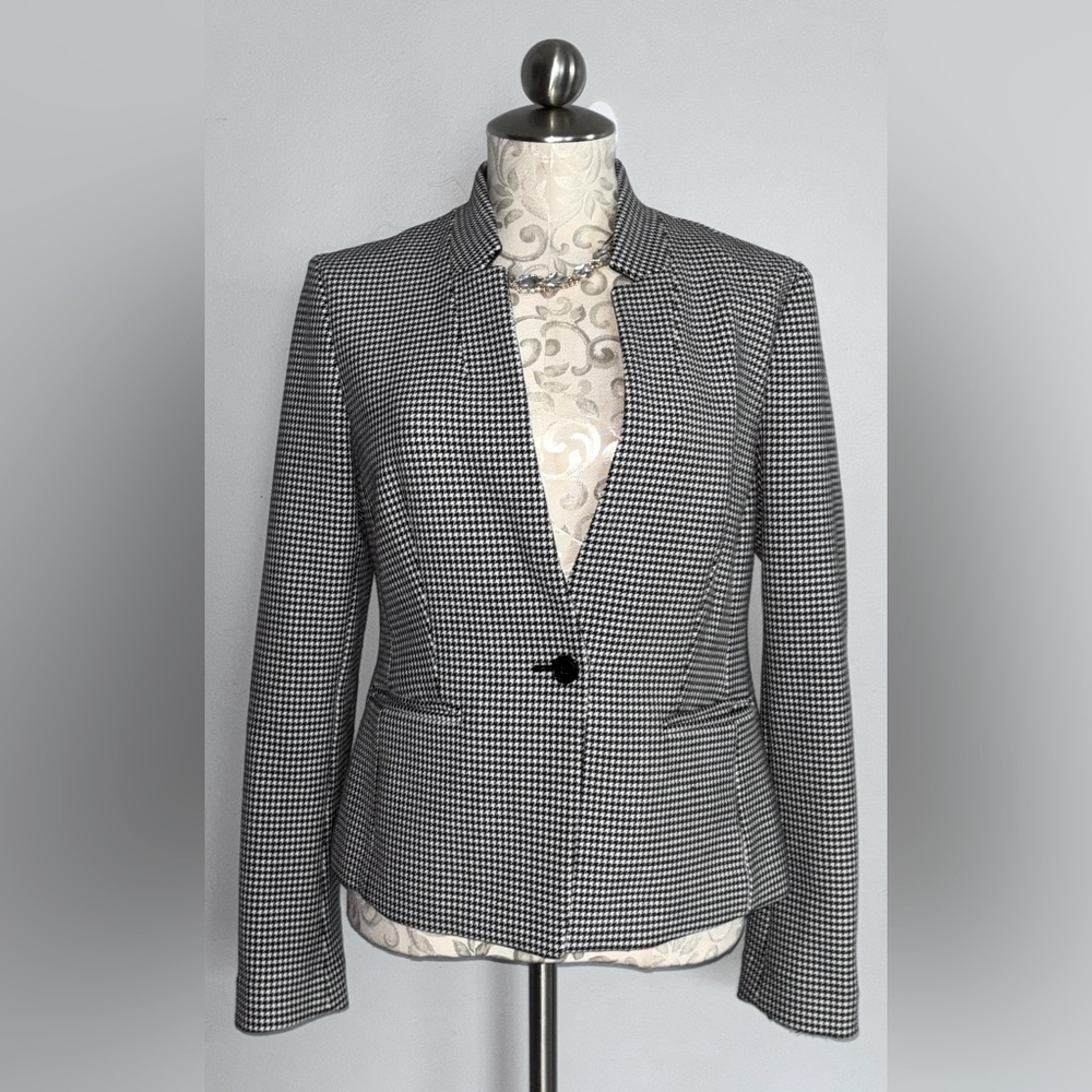 Banana Republic Houndstooth Checkered-gingham Blazer Size 6.  #L